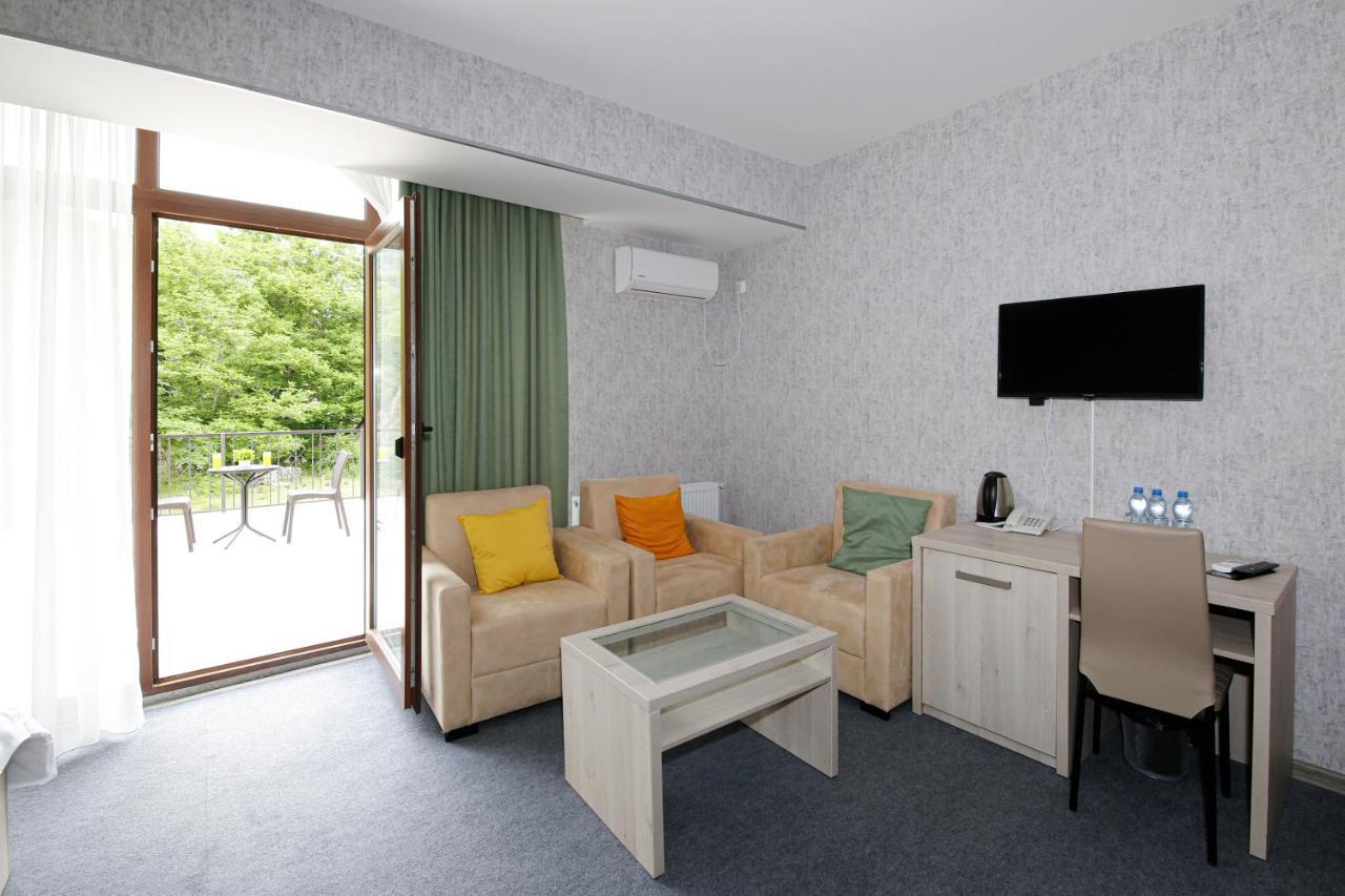 Sviana Resort Telavi Bagian luar foto